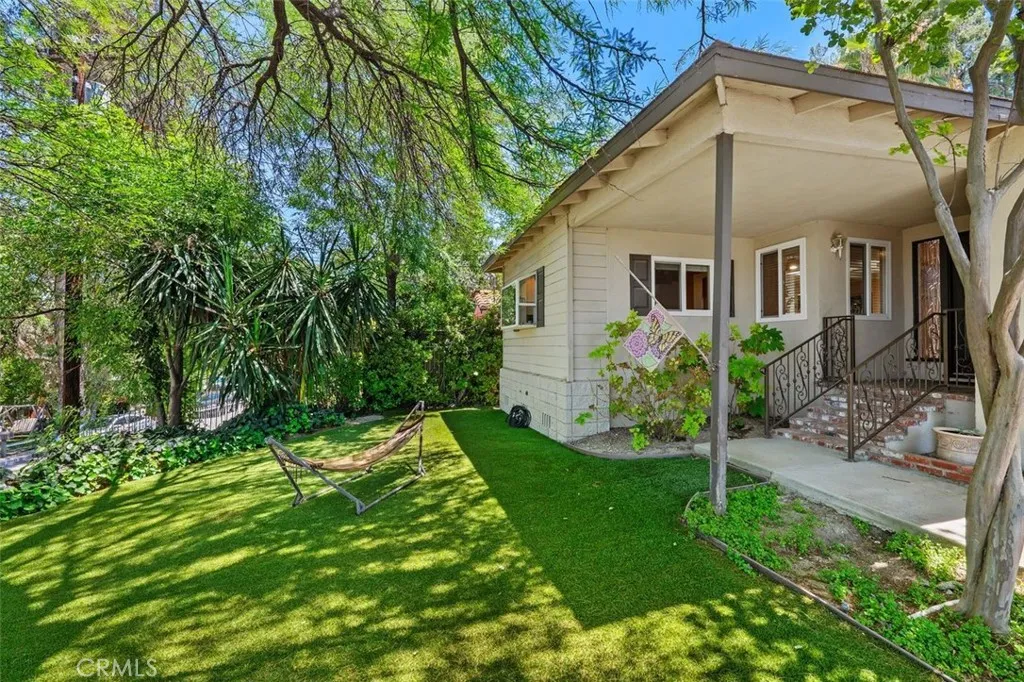 Woodland Hills, CA 91364