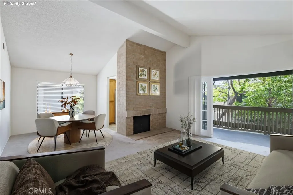 https://cdn.realtyfeed.com/cdn/127/306734923/484c2120bb39f3a3240d0cb575fa048d.webp