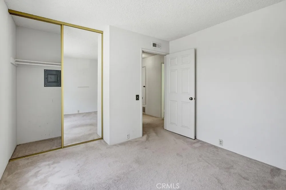 https://cdn.realtyfeed.com/cdn/127/306734923/97601b4805b9d4c6583c156527a3287f.webp