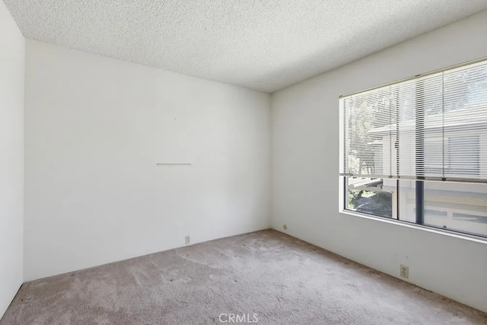https://cdn.realtyfeed.com/cdn/127/306734923/e4d3c4889f9e59e535c50ca59fb5076b.webp