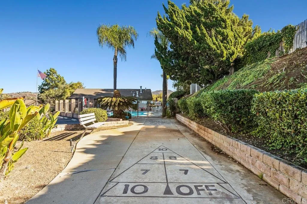 https://cdn.realtyfeed.com/cdn/127/306734939/11c0d5591979343379dae6744109eb6c.webp