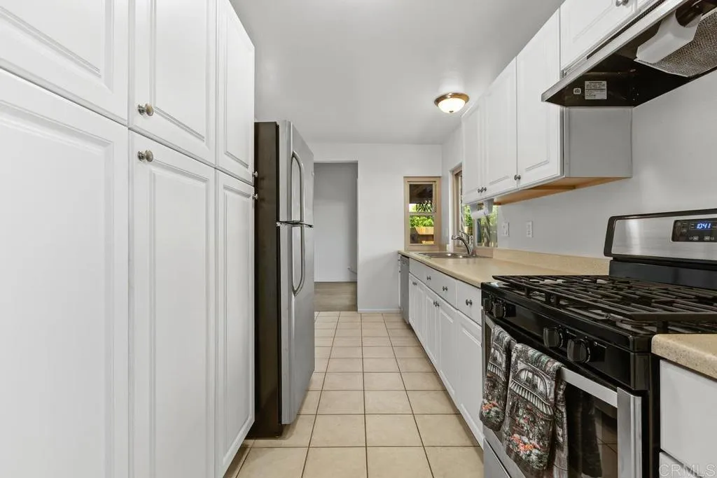 https://cdn.realtyfeed.com/cdn/127/306734939/6ec631ddd88c1a41f1279140566dd37f.webp