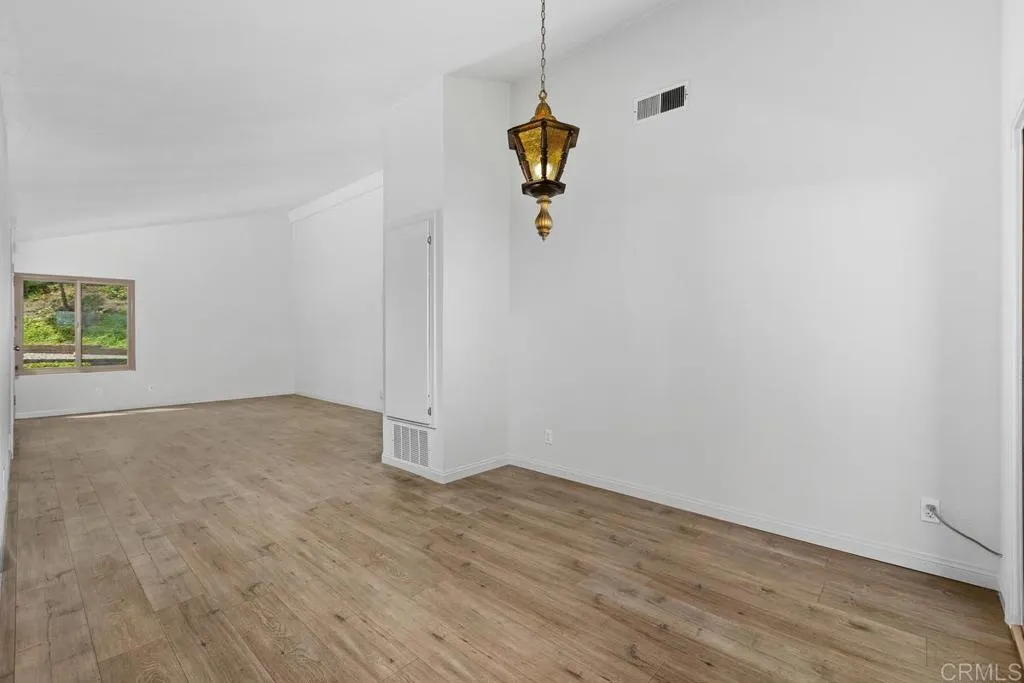 https://cdn.realtyfeed.com/cdn/127/306734939/ab11ac36eb6d8f3ec9e3bd892ee65b26.webp