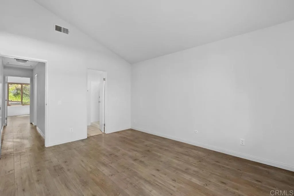 https://cdn.realtyfeed.com/cdn/127/306734939/bad7130b704ef40b8a4a8d96c37cf4d0.webp