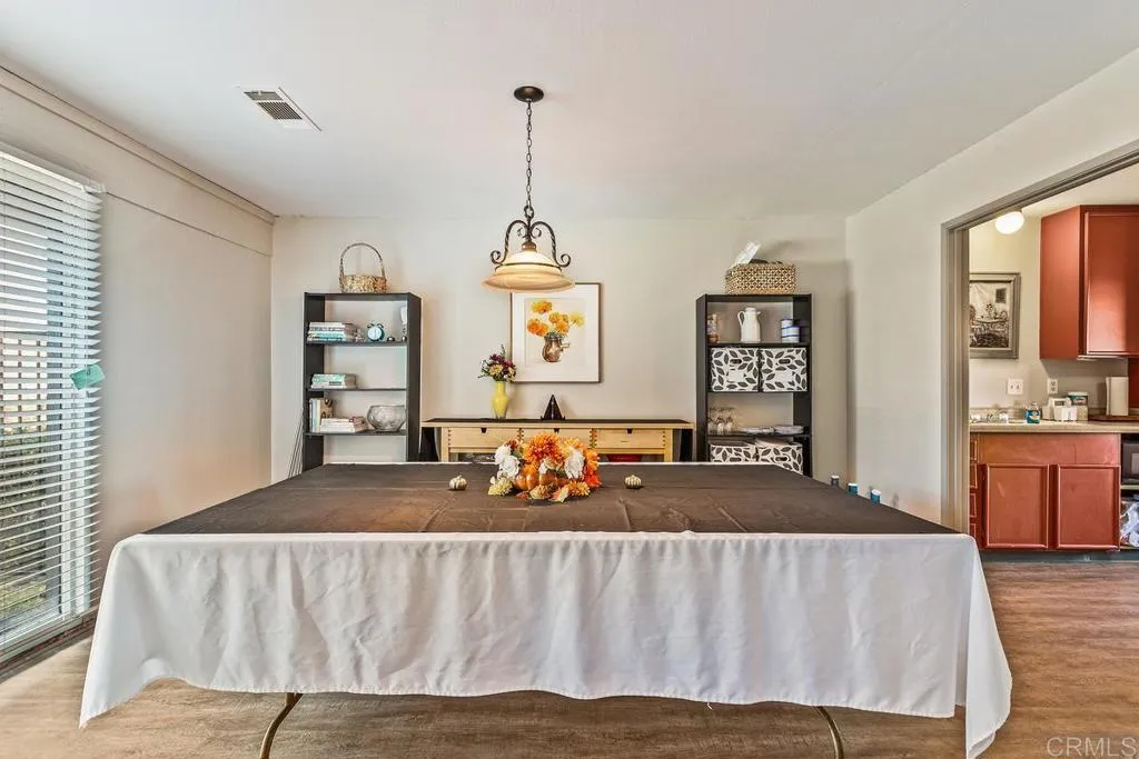 https://cdn.realtyfeed.com/cdn/127/306734939/be4e8ffe9c2b791b28380a05db39acb9.webp