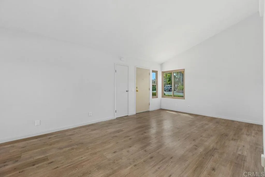 https://cdn.realtyfeed.com/cdn/127/306734939/ce6984dfcbd3764288268fc17efc7f80.webp