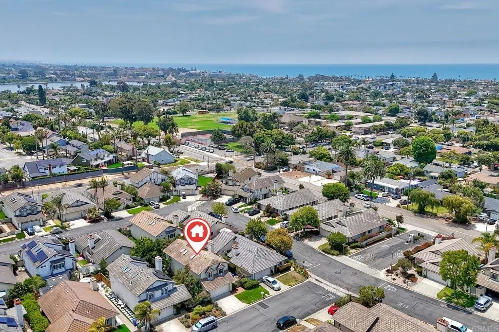 https://cdn.realtyfeed.com/cdn/127/306734979/16a826727cd8aa0efe9248bb3b436b8b.webp