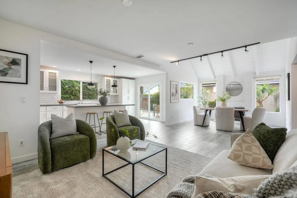 https://cdn.realtyfeed.com/cdn/127/306734979/44263be91e1c091af2b1043095840334.webp