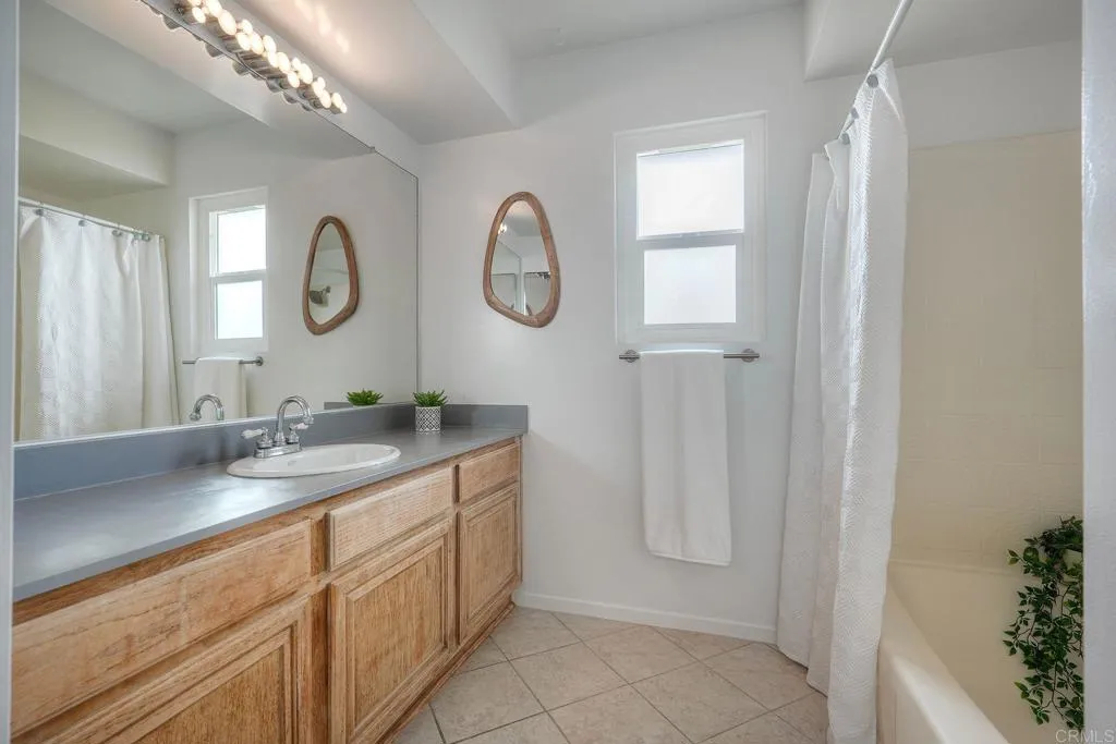 https://cdn.realtyfeed.com/cdn/127/306734979/73417dea30d1cc6b4abfb279dcfed547.webp