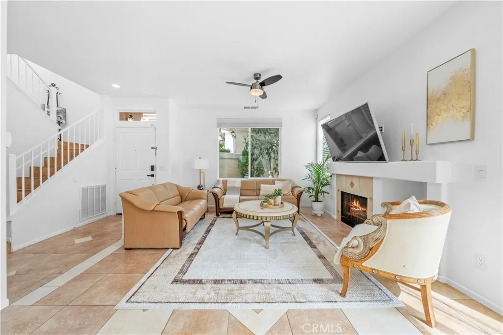 https://cdn.realtyfeed.com/cdn/127/306734990/44fa3e46be9f9b0c08348e89ee5d76ad.webp