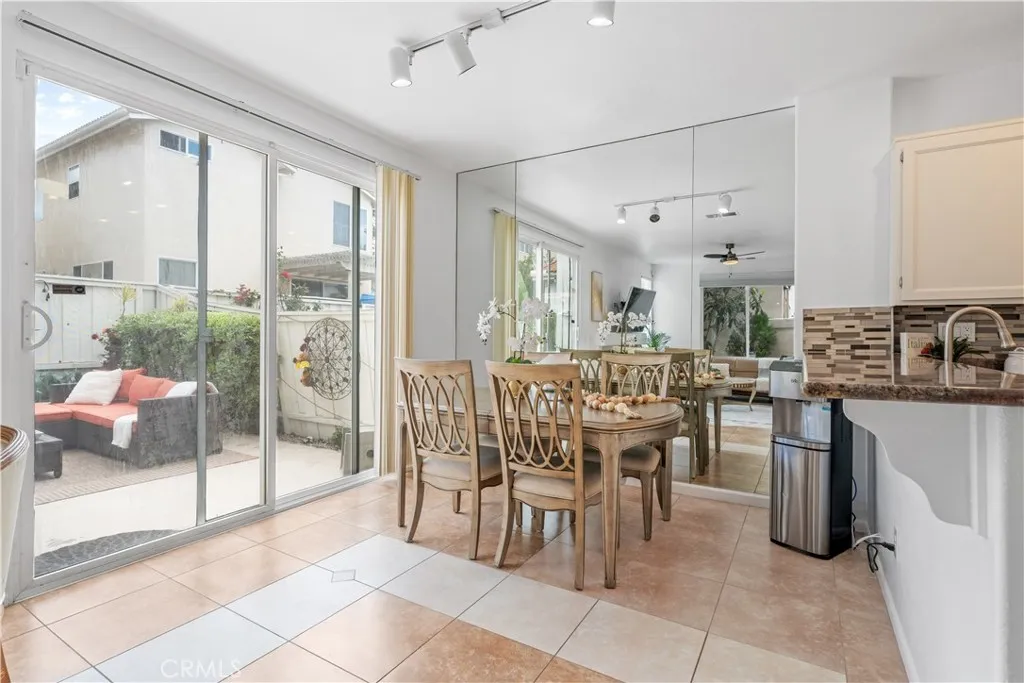 https://cdn.realtyfeed.com/cdn/127/306734990/71b724c54408a38751aad7dd1ee8016b.webp