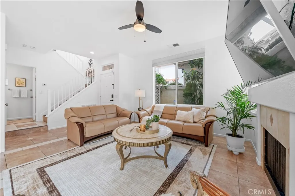 https://cdn.realtyfeed.com/cdn/127/306734990/9f185d4b90e4e6f680aff18d7639951d.webp