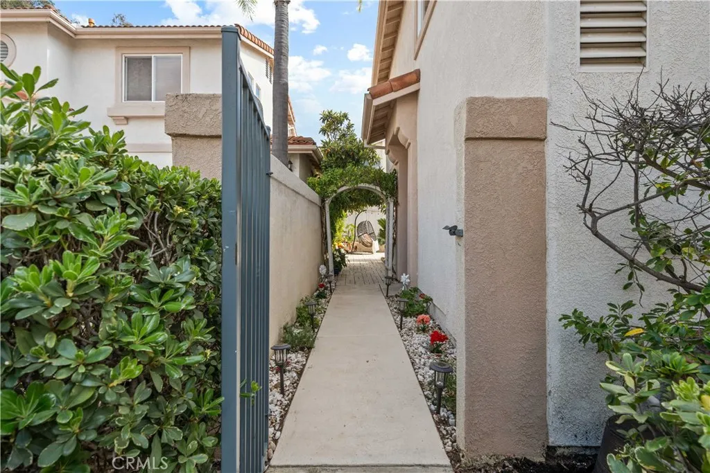 https://cdn.realtyfeed.com/cdn/127/306734990/abf41d092c86dfea8a8b91bd441501fa.webp