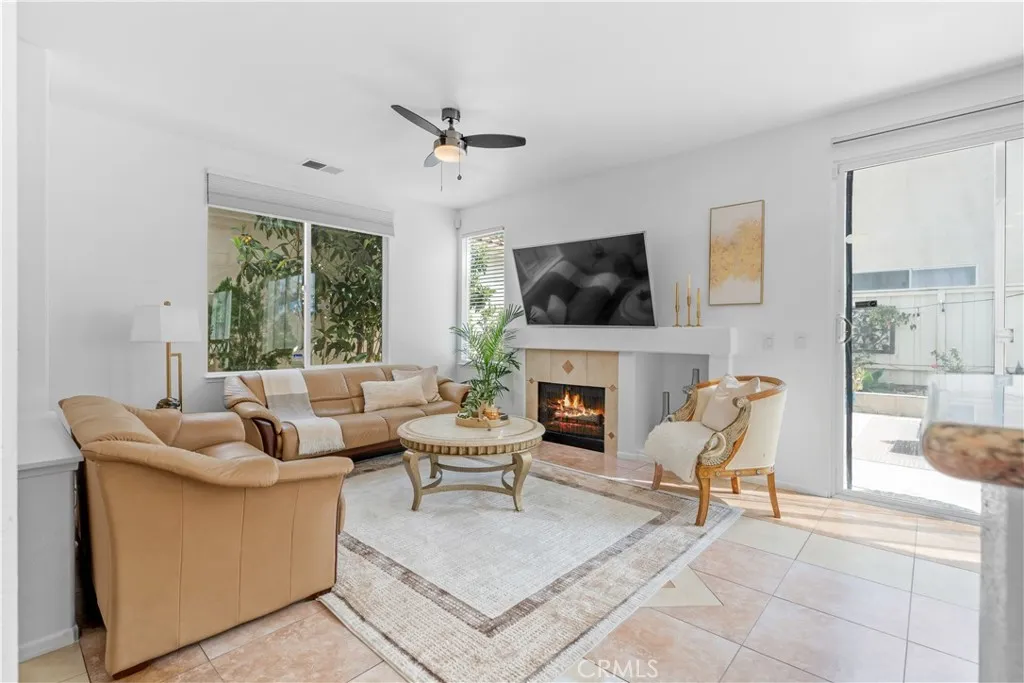 https://cdn.realtyfeed.com/cdn/127/306734990/ba30754c6f2d9a111c0262e561b932a6.webp