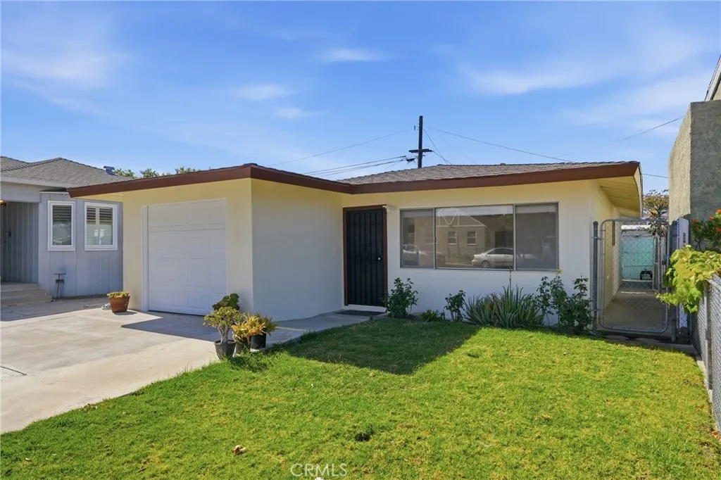 Lawndale, CA 90260