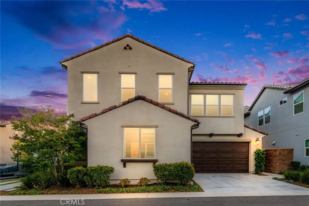 Corona, CA 92883
