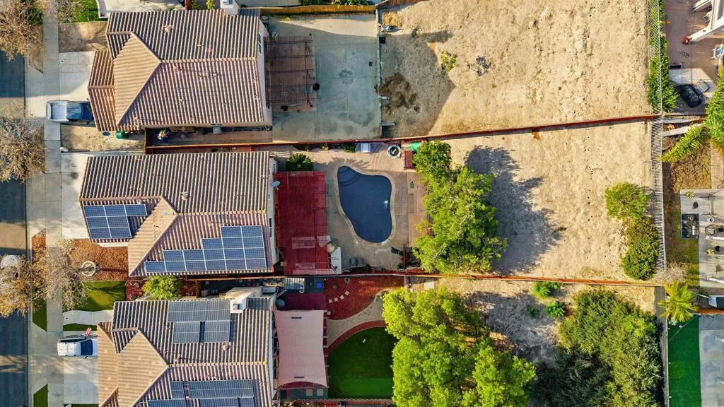 https://cdn.realtyfeed.com/cdn/127/306735092/4d0f3b5e4a82a779ee6a3a87ecb64f77.webp