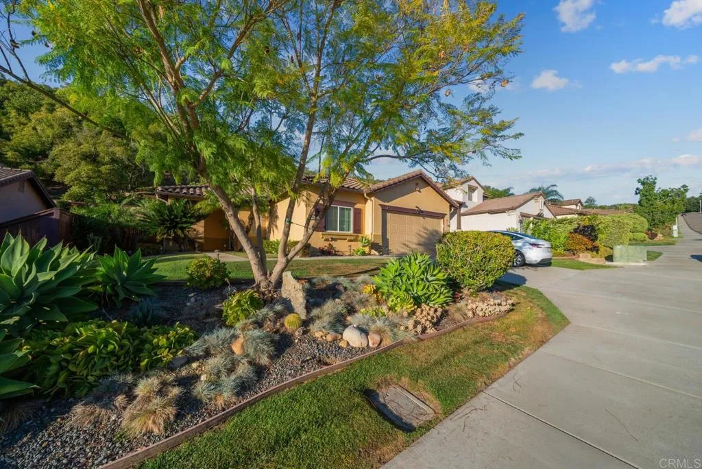 https://cdn.realtyfeed.com/cdn/127/306735095/161d81984fab94c7bf8c6e418ebe39f1.webp