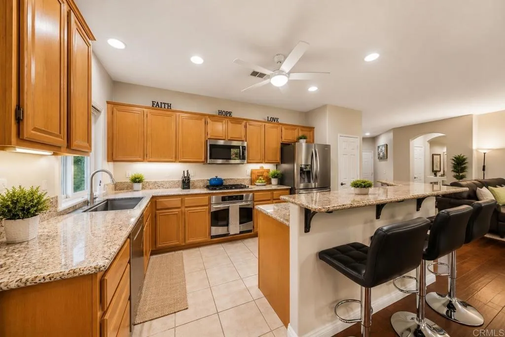 https://cdn.realtyfeed.com/cdn/127/306735095/1bf6d8fa75f7cf869cf75cdd45b9a24f.webp