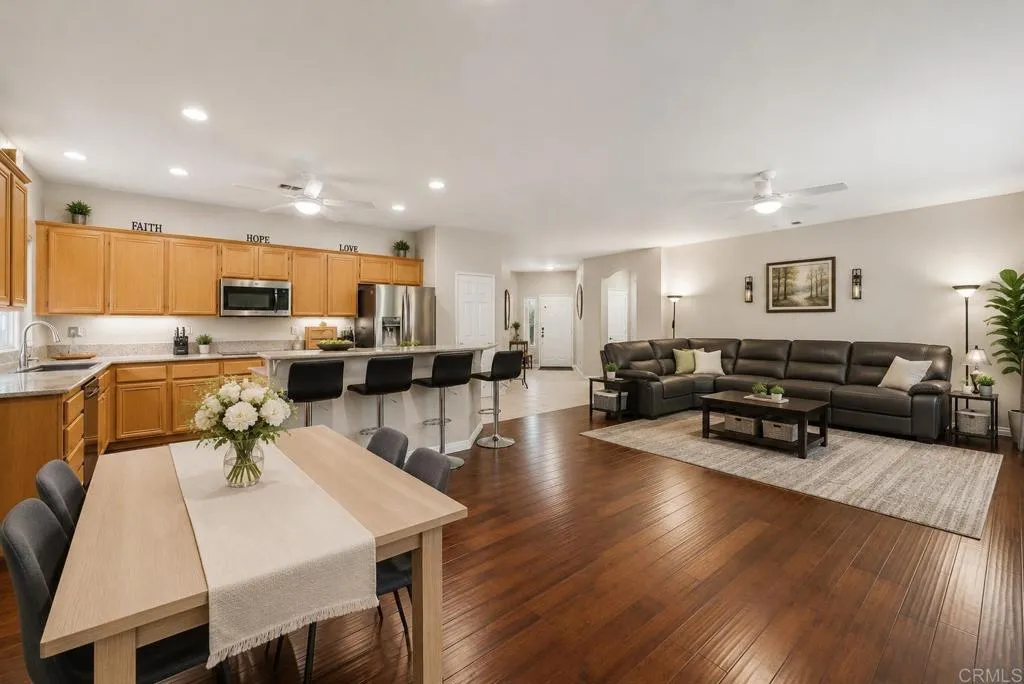 https://cdn.realtyfeed.com/cdn/127/306735095/27f4a72ae246dbade697eadd13d1992a.webp