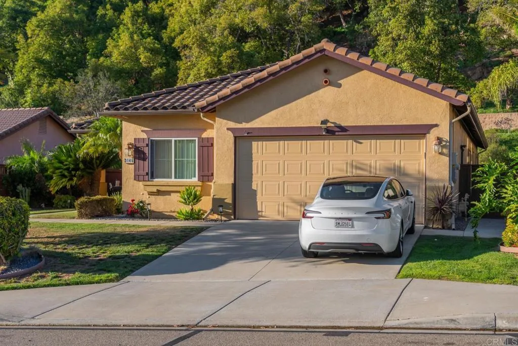 https://cdn.realtyfeed.com/cdn/127/306735095/2d033fe1c1934e78c80dac07a3af1800.webp
