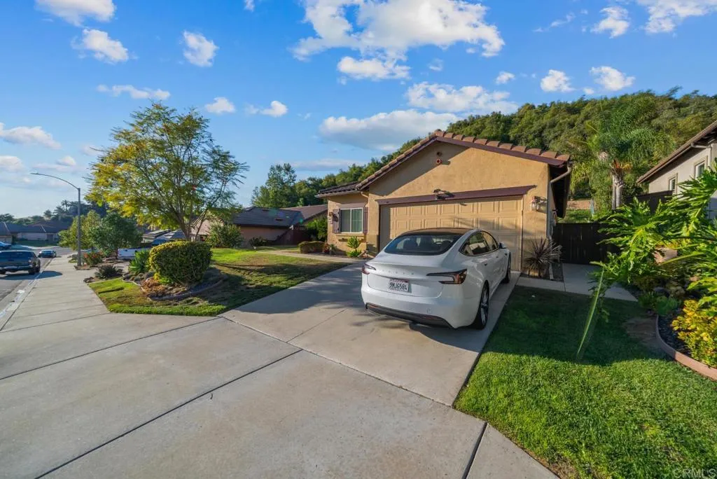 https://cdn.realtyfeed.com/cdn/127/306735095/428d124600fab469b44889f32afc7389.webp