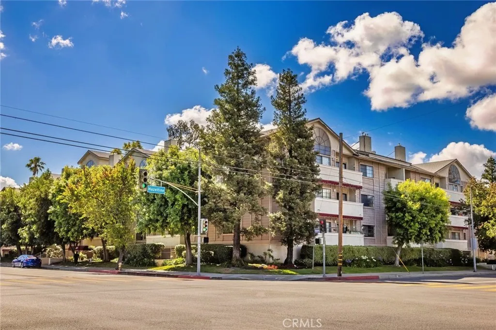 Sherman Oaks, CA 91423