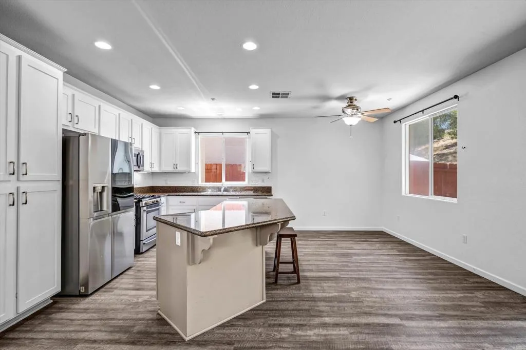 https://cdn.realtyfeed.com/cdn/127/306735199/0fc59eb5265346cd8ce939502c9cfcff.webp