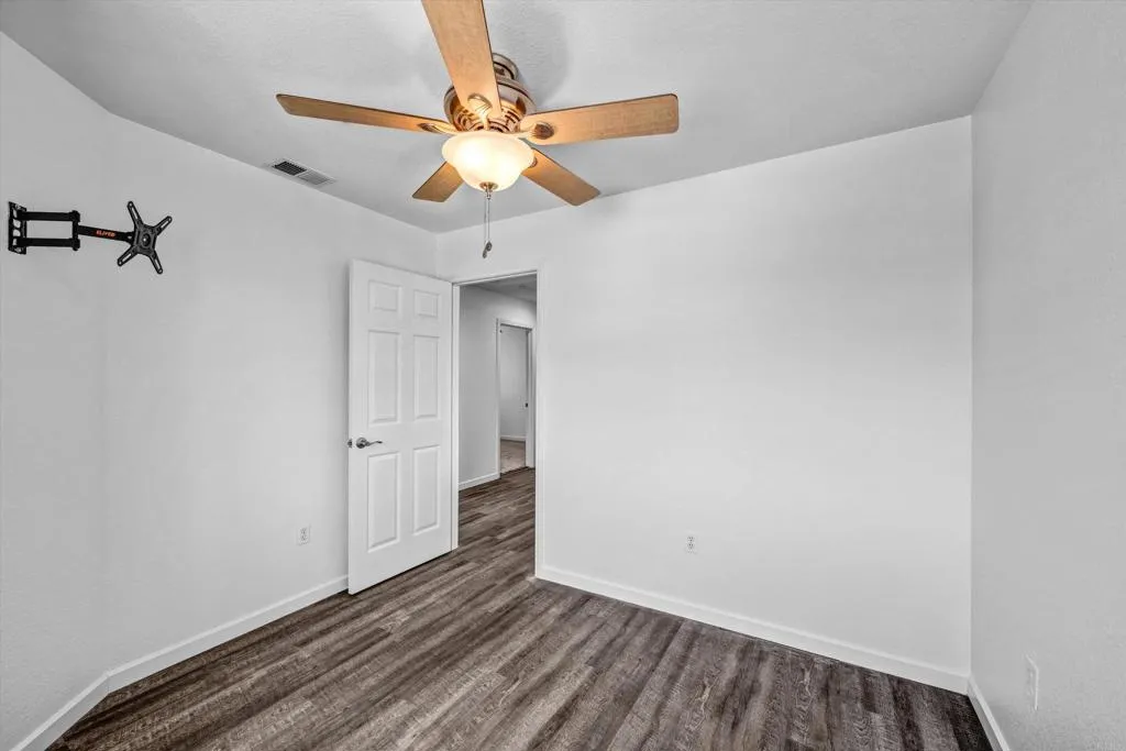 https://cdn.realtyfeed.com/cdn/127/306735199/88ef2defff0b5d327fc9758c310bd586.webp
