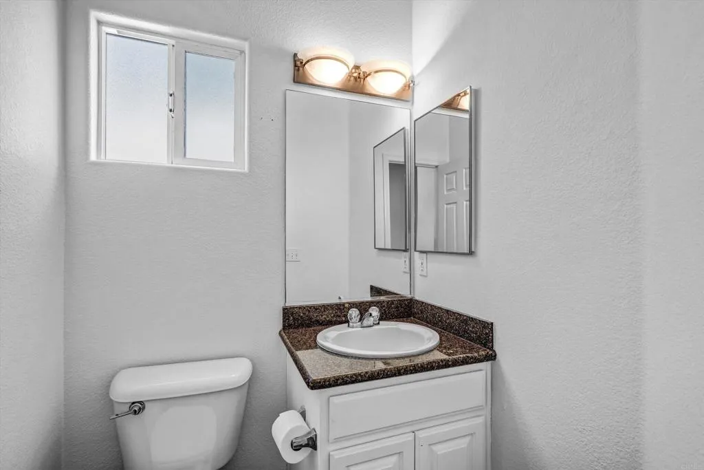 https://cdn.realtyfeed.com/cdn/127/306735199/8e3e4ce62ae561850a8b1129bee03cbe.webp
