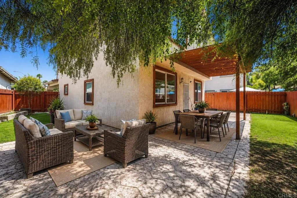 https://cdn.realtyfeed.com/cdn/127/306735199/c7e62c3f8c61b1390049ab2193c46cc9.webp