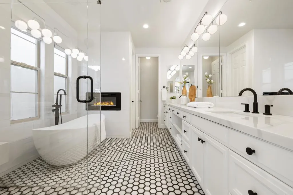 https://cdn.realtyfeed.com/cdn/127/306735218/01727d27c33912322b414d4f53e32ed4.webp