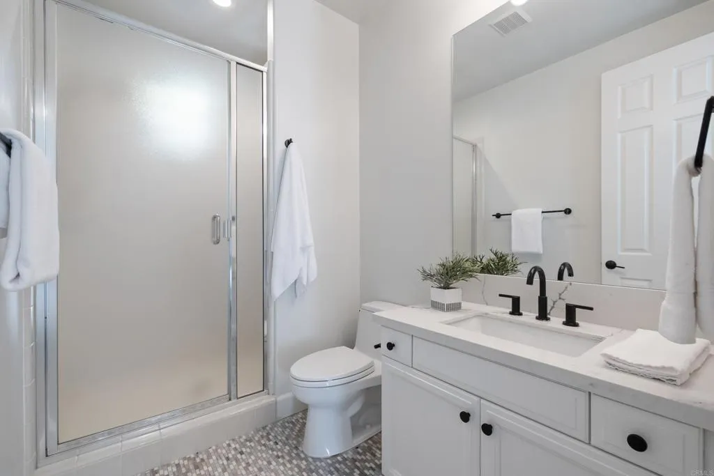 https://cdn.realtyfeed.com/cdn/127/306735218/5bcebf47382468b09602866a4de1297e.webp