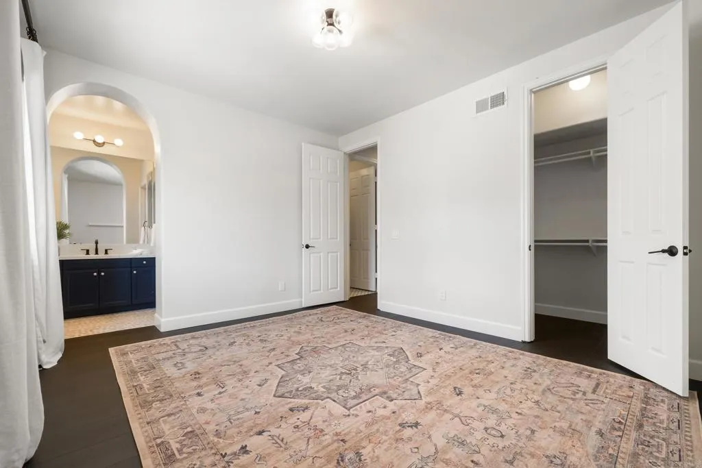 https://cdn.realtyfeed.com/cdn/127/306735218/ffcc5d415958e8e44356486989ee3c90.webp