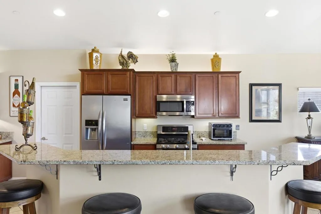 https://cdn.realtyfeed.com/cdn/127/306735228/6dbf07d3f918177a4402376cc9d623cf.webp