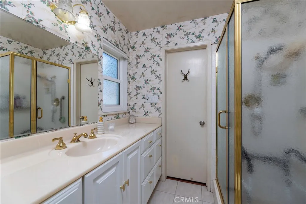 https://cdn.realtyfeed.com/cdn/127/306735230/5c31727aae1e9e74712c91b6853a3d6a.webp