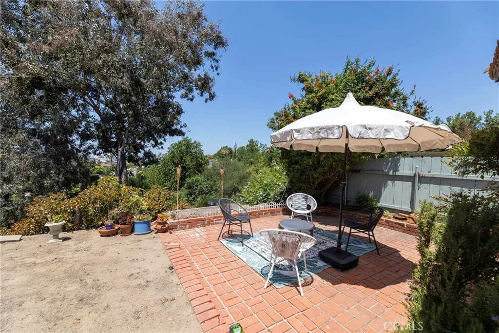 https://cdn.realtyfeed.com/cdn/127/306735230/8c3eb7e49f9c057a4510e4bb3ad16c5e.webp