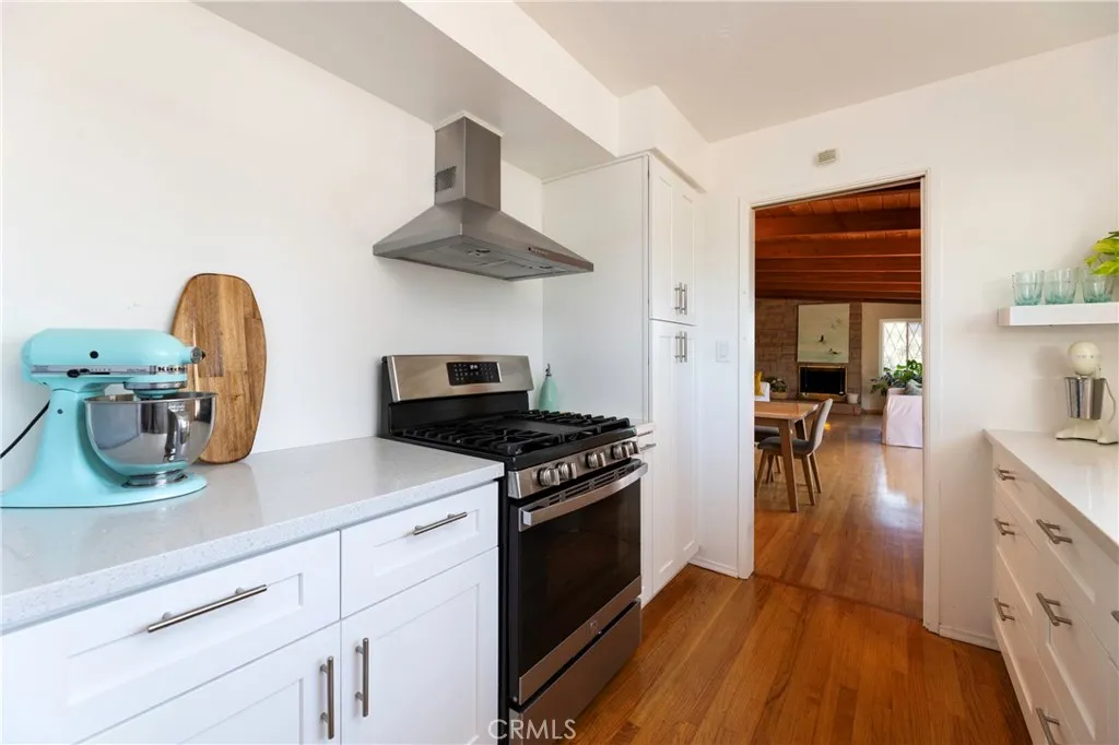 https://cdn.realtyfeed.com/cdn/127/306735230/a965f3ffa7227bd39c276651cf8ac7d3.webp