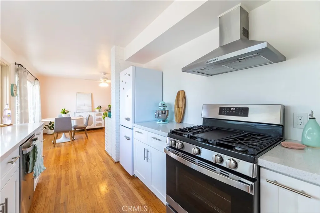 https://cdn.realtyfeed.com/cdn/127/306735230/c0a07ac1b608e0d154c8af40b511afe5.webp