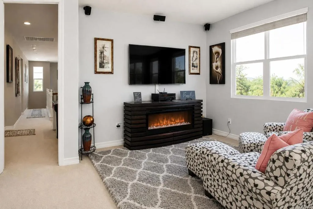 https://cdn.realtyfeed.com/cdn/127/306735272/10f5ca5f0d87a0d83da9a040e10cf167.webp