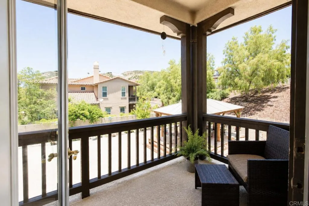 https://cdn.realtyfeed.com/cdn/127/306735272/1c2c63e7a28e12f18f15572c04f8422d.webp