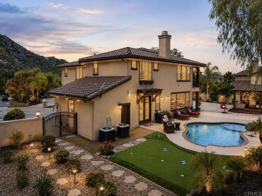 https://cdn.realtyfeed.com/cdn/127/306735272/e8e778786c52e8cb3f2ece764c1acc7c.webp