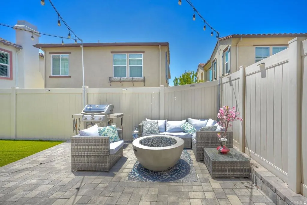 https://cdn.realtyfeed.com/cdn/127/306735275/7f6288803b46471e4f65e0769c1b8d77.webp