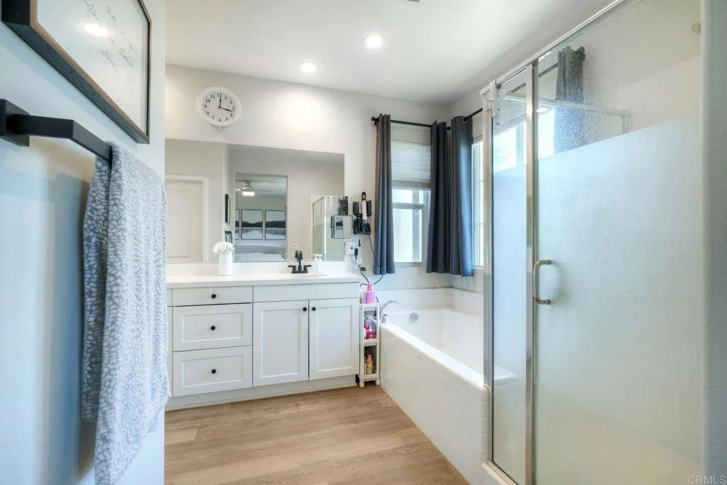 https://cdn.realtyfeed.com/cdn/127/306735275/d2764bd62067b54028f6d3986a7d8cae.webp