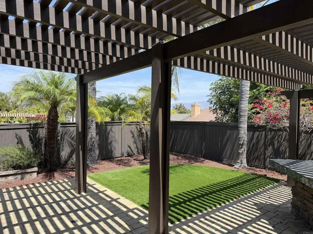 https://cdn.realtyfeed.com/cdn/127/306735319/db51ba7d07432a371159f037e0251370.webp