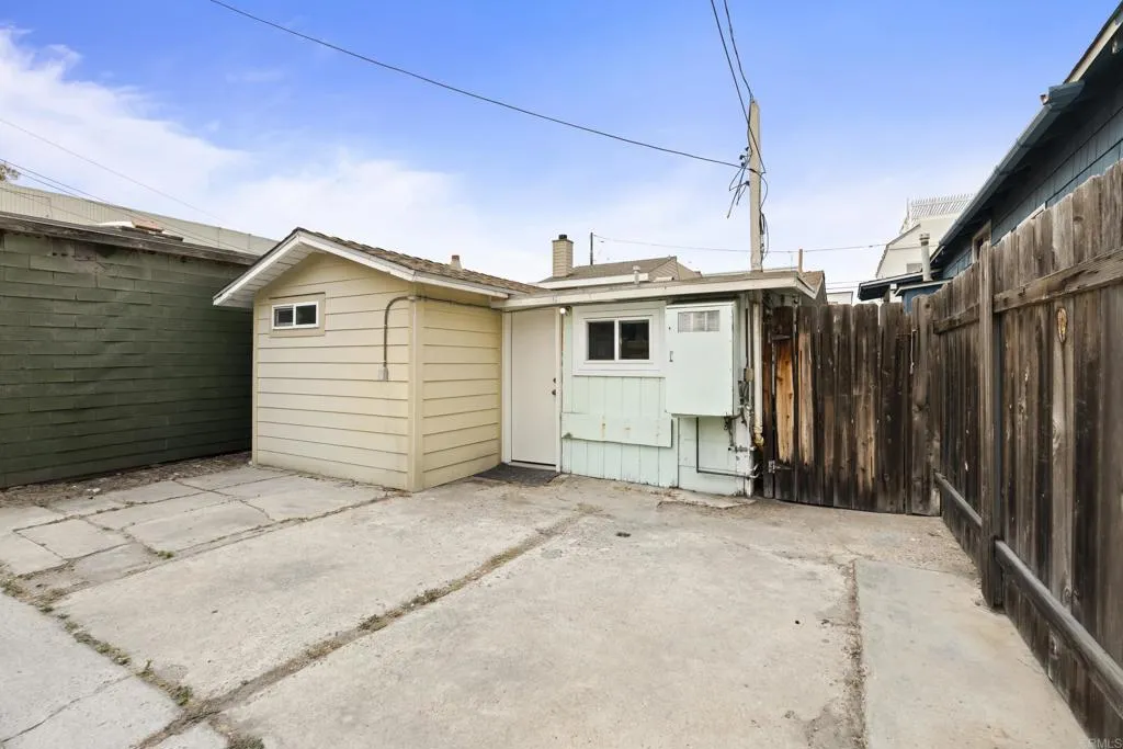 https://cdn.realtyfeed.com/cdn/127/306735323/324e197ad2dfdd9c420d77856a03e295.webp