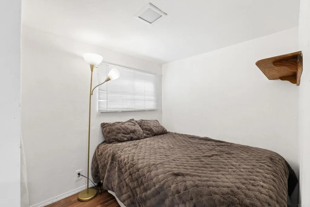 https://cdn.realtyfeed.com/cdn/127/306735323/be300081d4ec63054b01bdf40557f4f0.webp