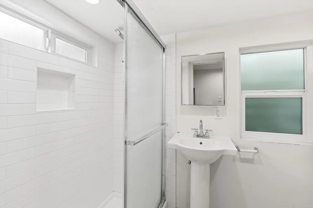 https://cdn.realtyfeed.com/cdn/127/306735323/f72755f1ff9f1259b65480d9d6de821e.webp