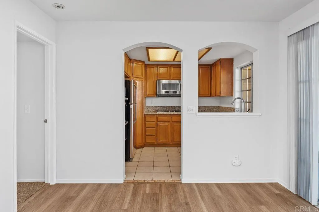 https://cdn.realtyfeed.com/cdn/127/306735333/0489a3eaf2b6b8790134303a7bcf3786.webp