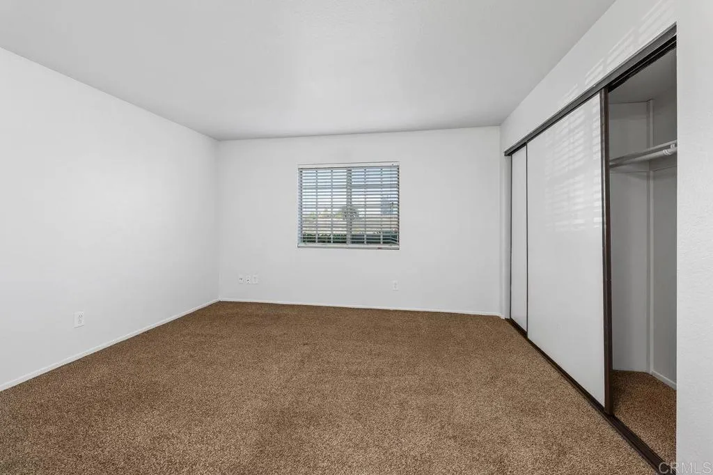 https://cdn.realtyfeed.com/cdn/127/306735333/11c06ce51abf9879336a7969eeba32dd.webp